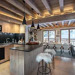 Au Centre De Village Pour 12 Pers Avec Sauna Et Wifi - Fr-1-562-50 (adults Only) Dağ evi Courchevel