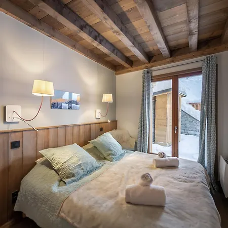 Chalet Au Centre De Village Pour 12 Pers Avec Sauna Et Wifi - Fr-1-562-50 (adults Only) Courchevel
