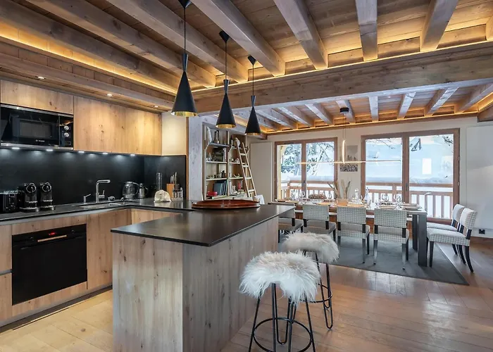 Au Centre De Village Pour 12 Pers Avec Sauna Et Wifi - Fr-1-562-50 (adults Only) Dağ evi Courchevel